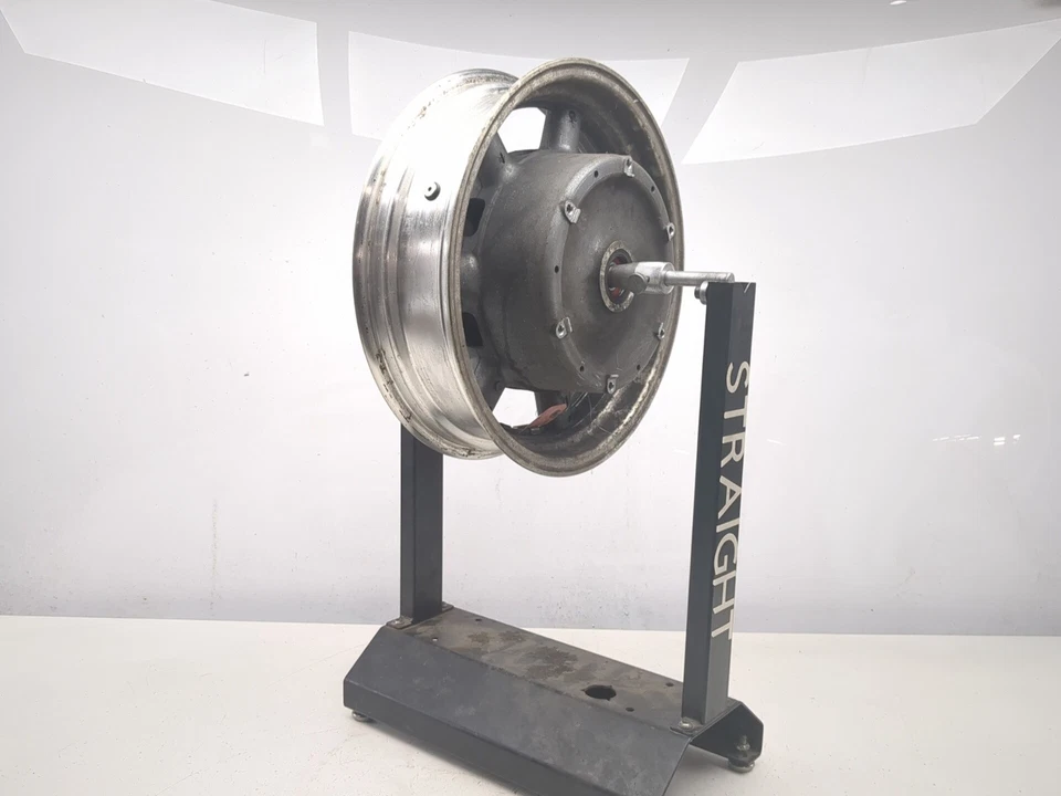 Llanta trasera recta 97-09 Yamaha Royal Star Tour Deluxe XVZ1300LT 15X4,00 Foto 4 de 4