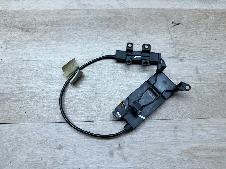 MERCEDES BENZ SL600 SL500 SL55 OEM LEFT OR RIGHT DOOR KEYLESS GO ANTENNA - Image 3 of 3