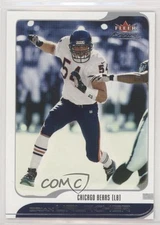 2001 Fleer Focus Brian Urlacher #141 HOF