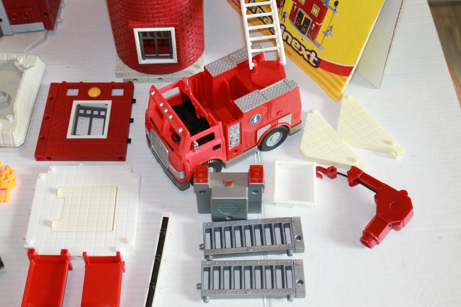 imaginext rescue center