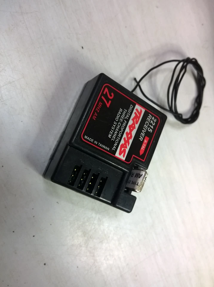 TRAXXAS TQ3 Controller Transmitter handset RC 27Mhz 3 channel T Maxx Tmaxx Revo - Image 3 of 4