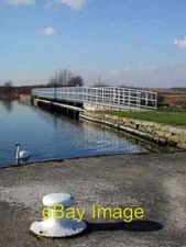 Photo 6x4 Fishpond Lock, Rothwell Rothwell/SE3428 Canal overflow from th c2007