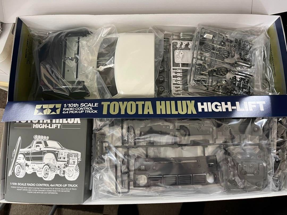 Foglio Adesivi Tamiya Per Toyota Hilux High Lift 1:10 | Sticker Multicolore Modello 58397 | RC Car