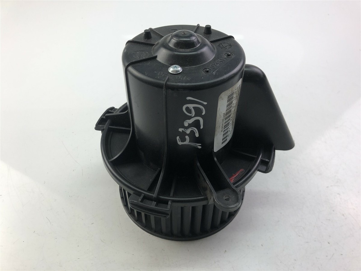 2025年最新】塩田_千春の人気アイテム - メルカリ 【塩田千春】二着の白い