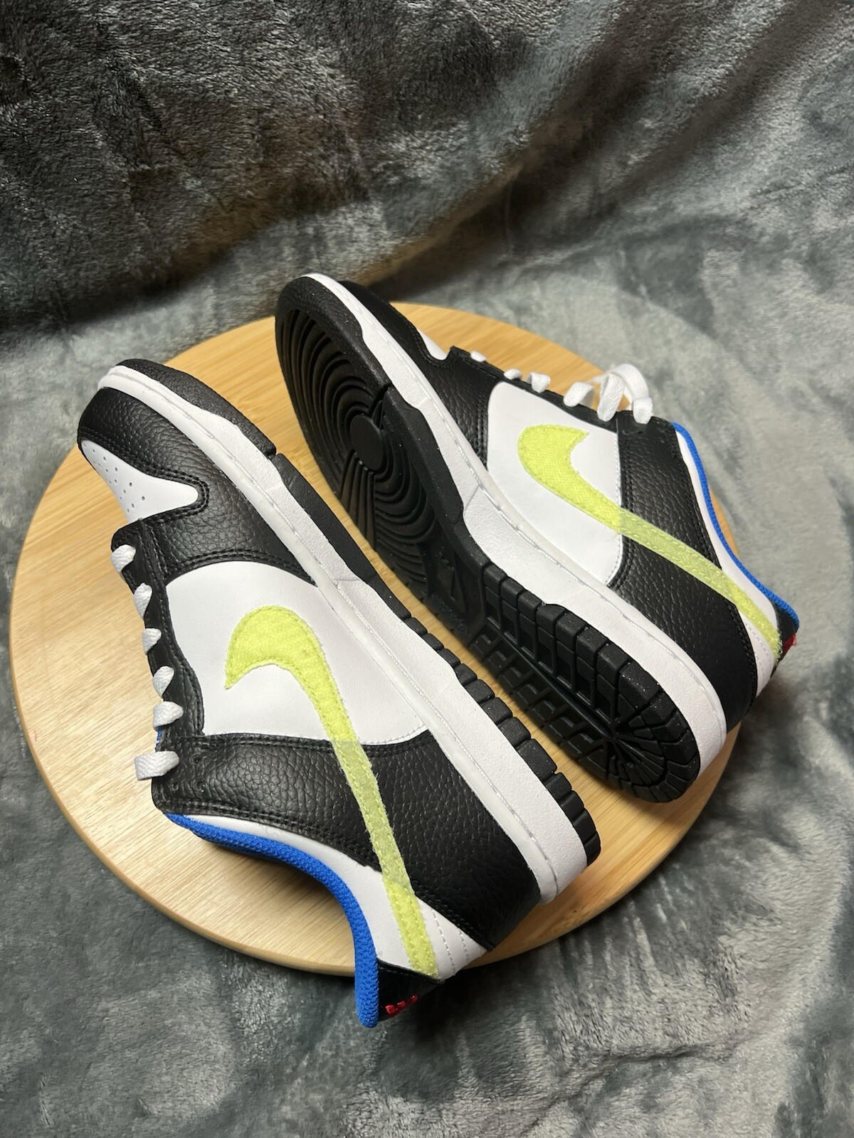 Nike Dunk Low White Black Signal Blue Lemon Twist DQ0977-100 GS Size 7Y image 6
