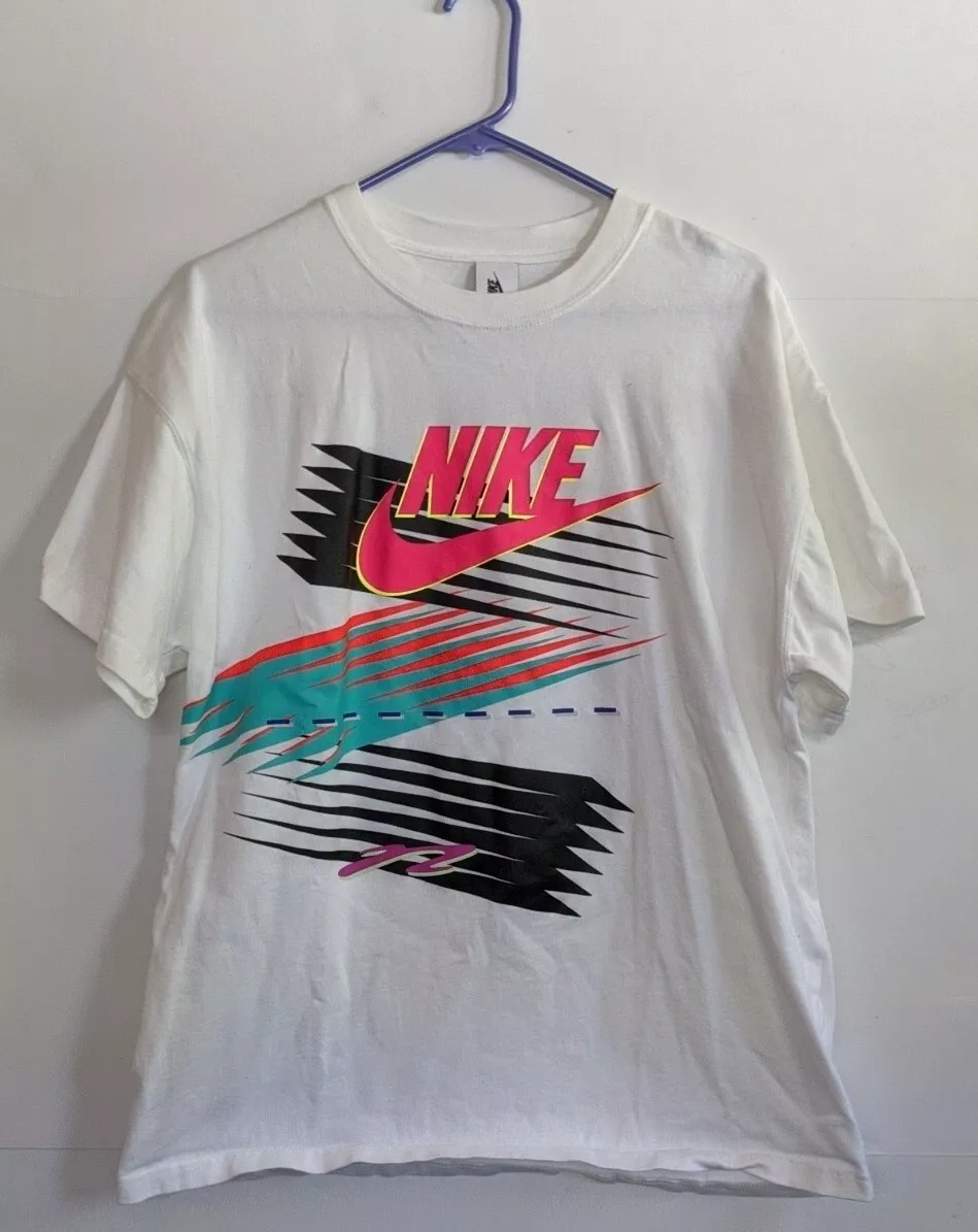 T shirt discount nike atmos