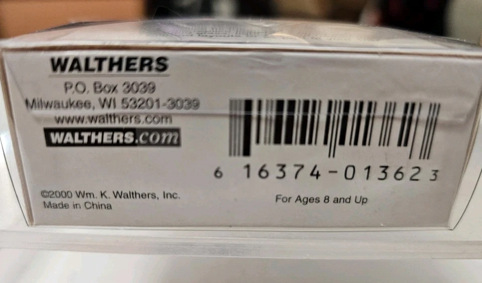 Walthers 933-1260 HO 1998 Ford Crown Victoria Missouri State Highway Patrol - Image 3 of 3