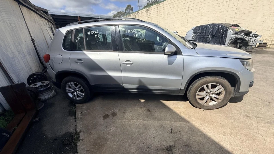 VOLKSWAGEN TIGUAN 5N 05/2008-08/2016 HEATER FAN MOTOR VALo - image 3 of 4