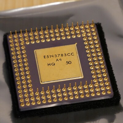 Vintage Intel DX4 100MHz A80486DX4-100 SK051 CPU Processor Vintage Intel DX4 100MHz A80486DX4-100 SK051 CPU Processor