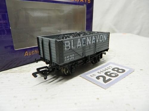 Dapol 00 7 Planken offener Wagen & Ladung Blaenavon RN 1530 limitierte Auflage | Zustand: Used