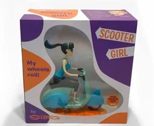 Josh Agle SHAG ⭐️ Scooter Girl Vinyl Toy Vespa ⭐️ SDCC 2021 ⭐️ LE 200 ⭐️ BNIB