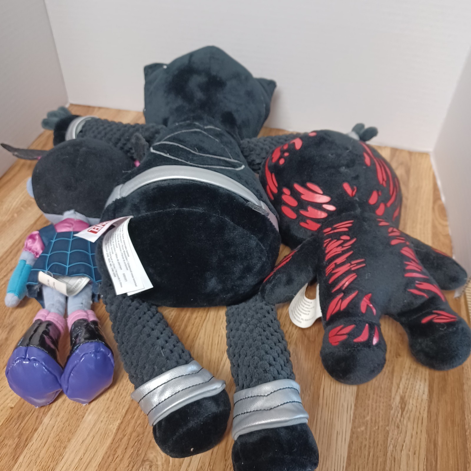 Marvel Black Panther Scentsy Buddy Plush Marvel Carnage Disney Vampirina Lot thumbnail 2