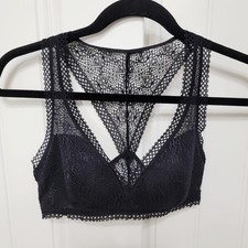 Victoria's Secret Women's Size Medium Bralette Black Lace Lined Racerback EUC