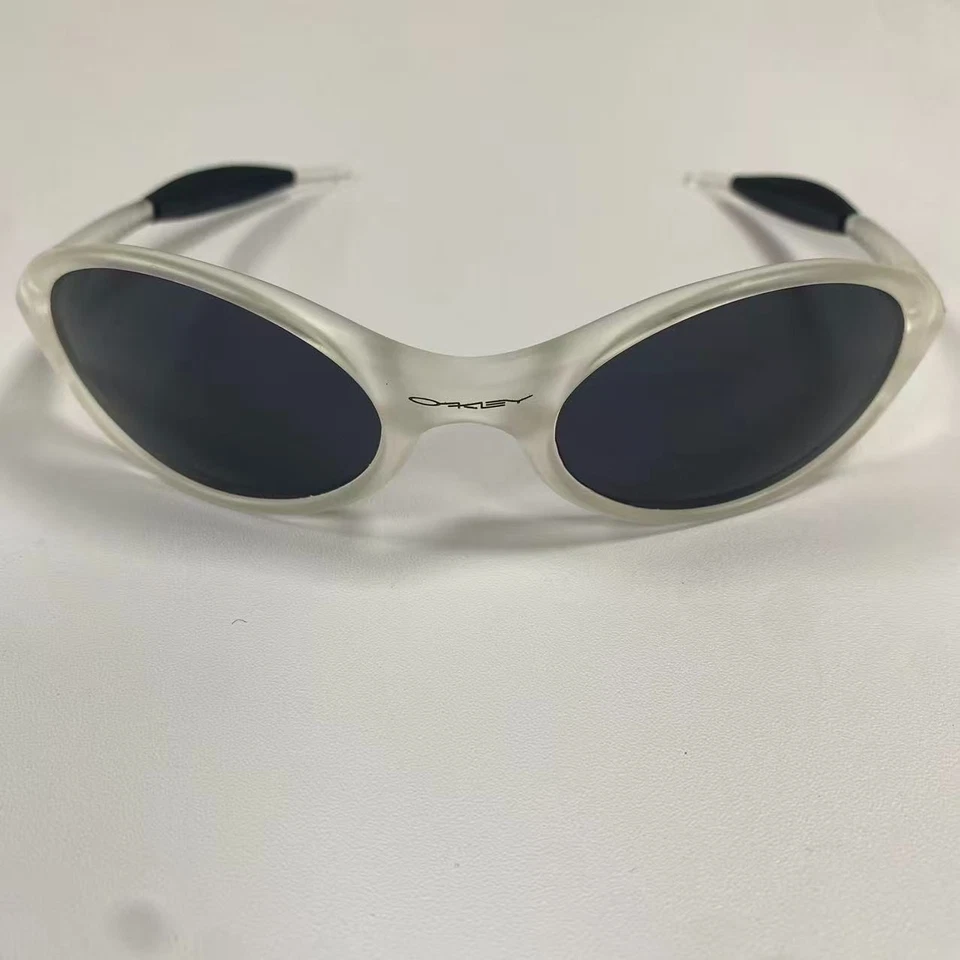 Gafas de sol Oakley de colección chaqueta recta marco transparente lentes negras Foto 3 de 4