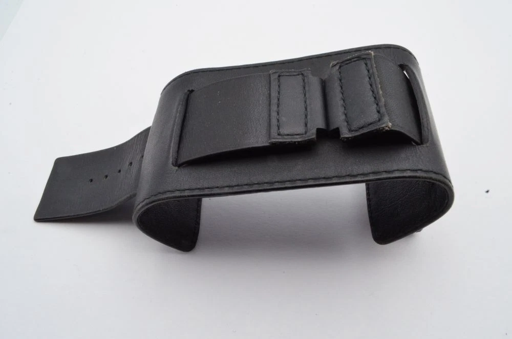 Gucci Bracciale IN Pelle 28MM Braccialetto Per Chiusur a Fibbia