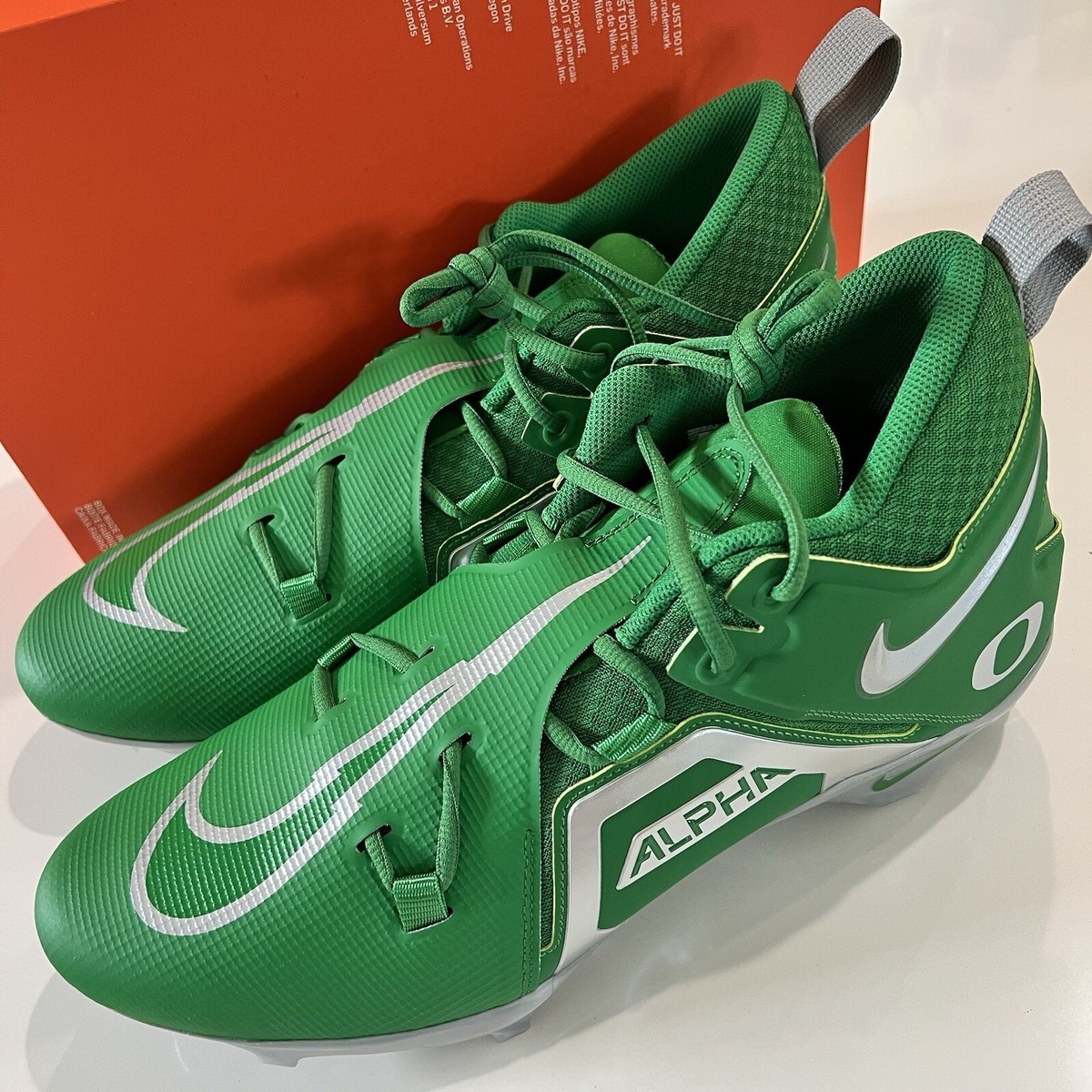 Nike Oregon Ducks PE Alpha Menace Elite 3 Team Issued Size 14.5 Football Cleats Nike Oregon Ducks PE Alpha Menace Elite 3 Team Issued SZ  main image 4