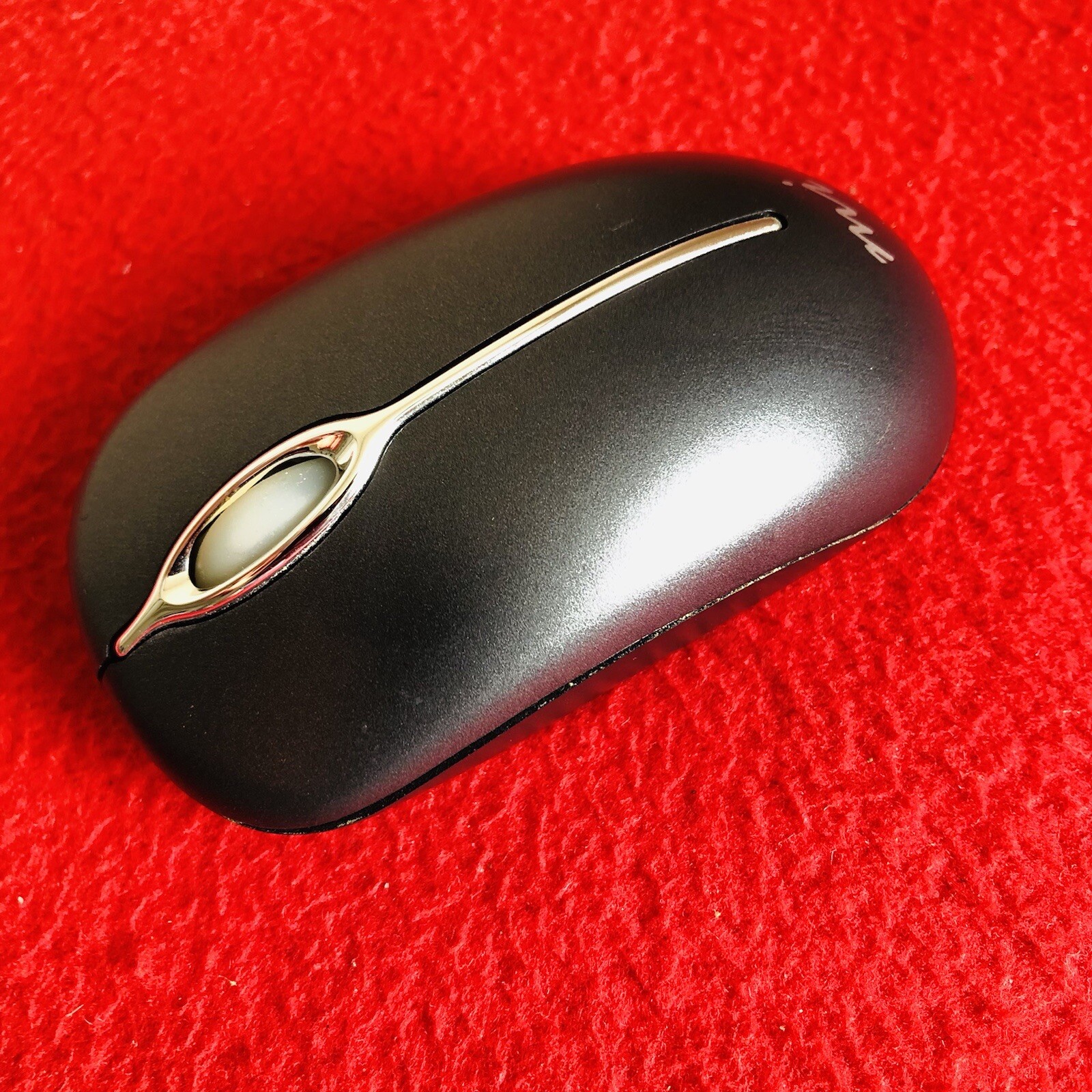 Micro Innovations Wireless Mouse KB985W with USB RECEIVER For Mouse and Keyboard