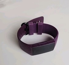 Fitbit charge 4 FOR PARTS ONLY with 2 extra bands