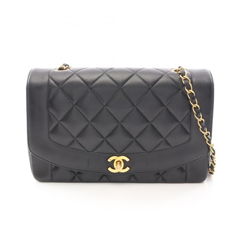 Chanel Matelasse Diana flap shoulder Bag lambskin sheep leather A01165 r0_0602
