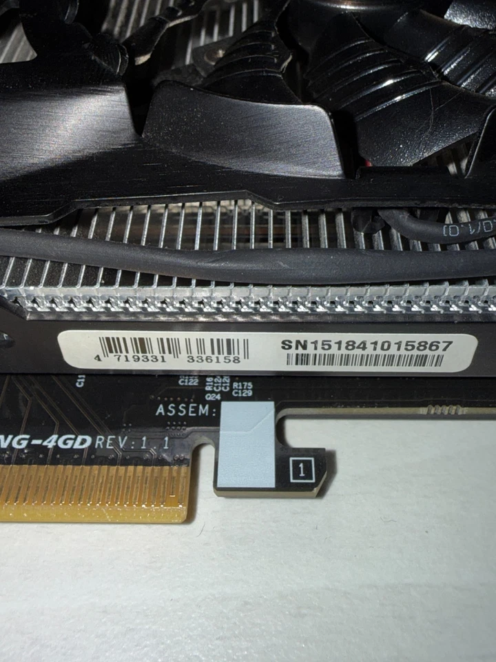 GIGABYTE NVIDIA GeForce GTX 970 4GB GDDR5 Graphics Card (GV-N970G1 GAMING-4GD) - Image 3 of 4