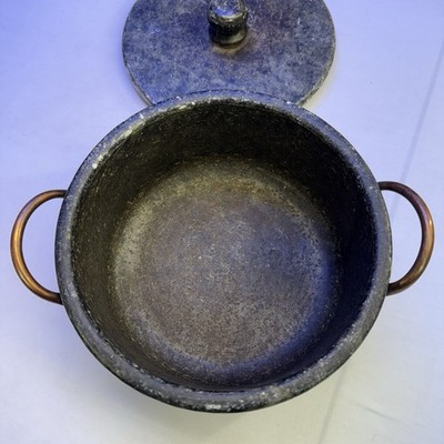 Brazilian Naturstone Soapstone 3 Qt Stew Pot with Lid Copper Band