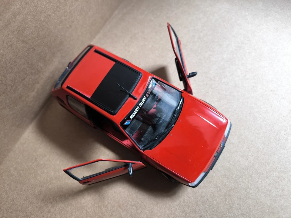 Peugeot 205 GTi 1.9  1/18 - 184846 NOREV - Immagine 4 di 4