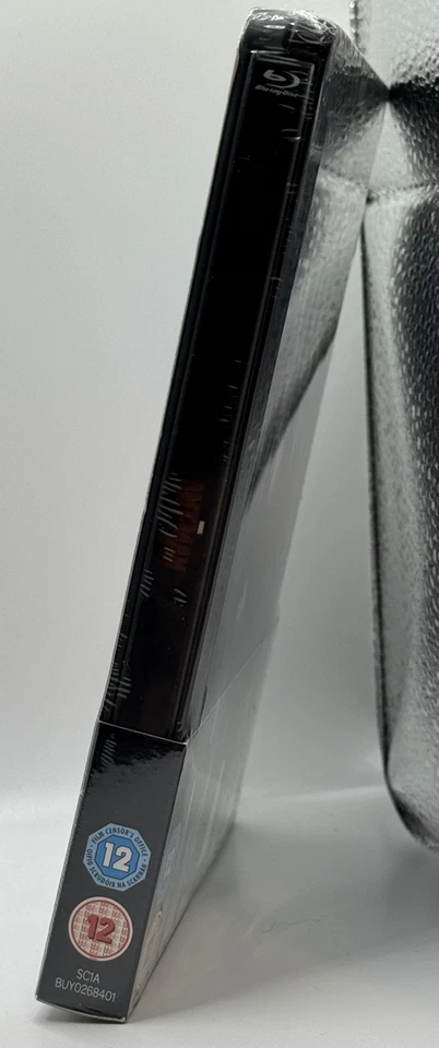 ANT-MAN - UK EXCLUSIVE LENTICULAR 3D + 2D BLU RAY STEELBOOK - NEW & SEALED - Image 2 of 3