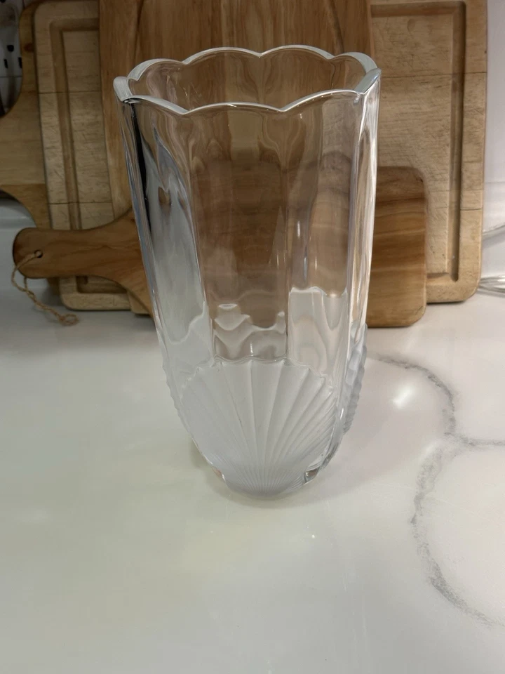 Jarrón de cristal pesado concha de mar esmerilado/claro hecho en Japón playa costera vintage Foto 2 de 4