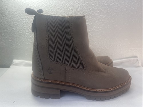 Women's Timberland Courmayeur Valley Chelsea Work Boots Taupe US Size 6.5 A1RRK