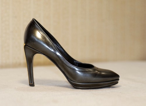 louis vuitton platform heels