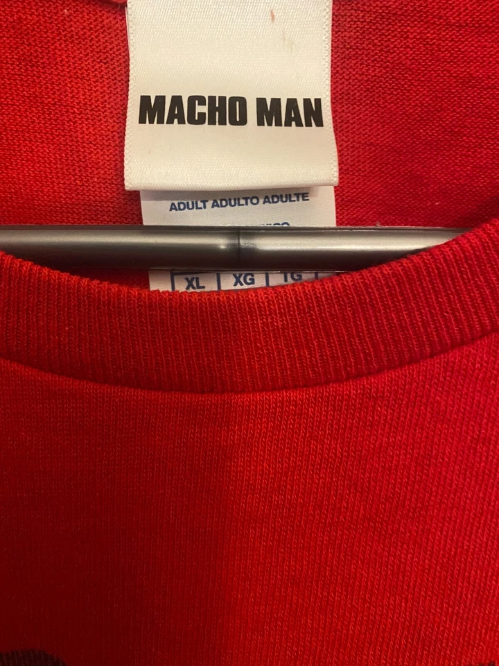 MACHO MAN Randy Savage XMAS WWE Red Graphic T-Shirt Size XL - Image 3 of 3