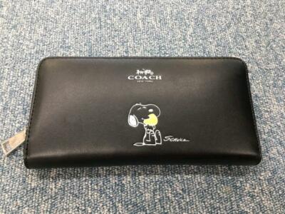 COACH x PEANUTS SNOOPY Leather Zip Wallet Limited Black