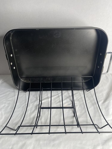 LARGE 17x12x3" TURKEY ROASTER w/Handles, Rack, Non-Stick PHILIPPE RICHARD - Picture 2 of 3
