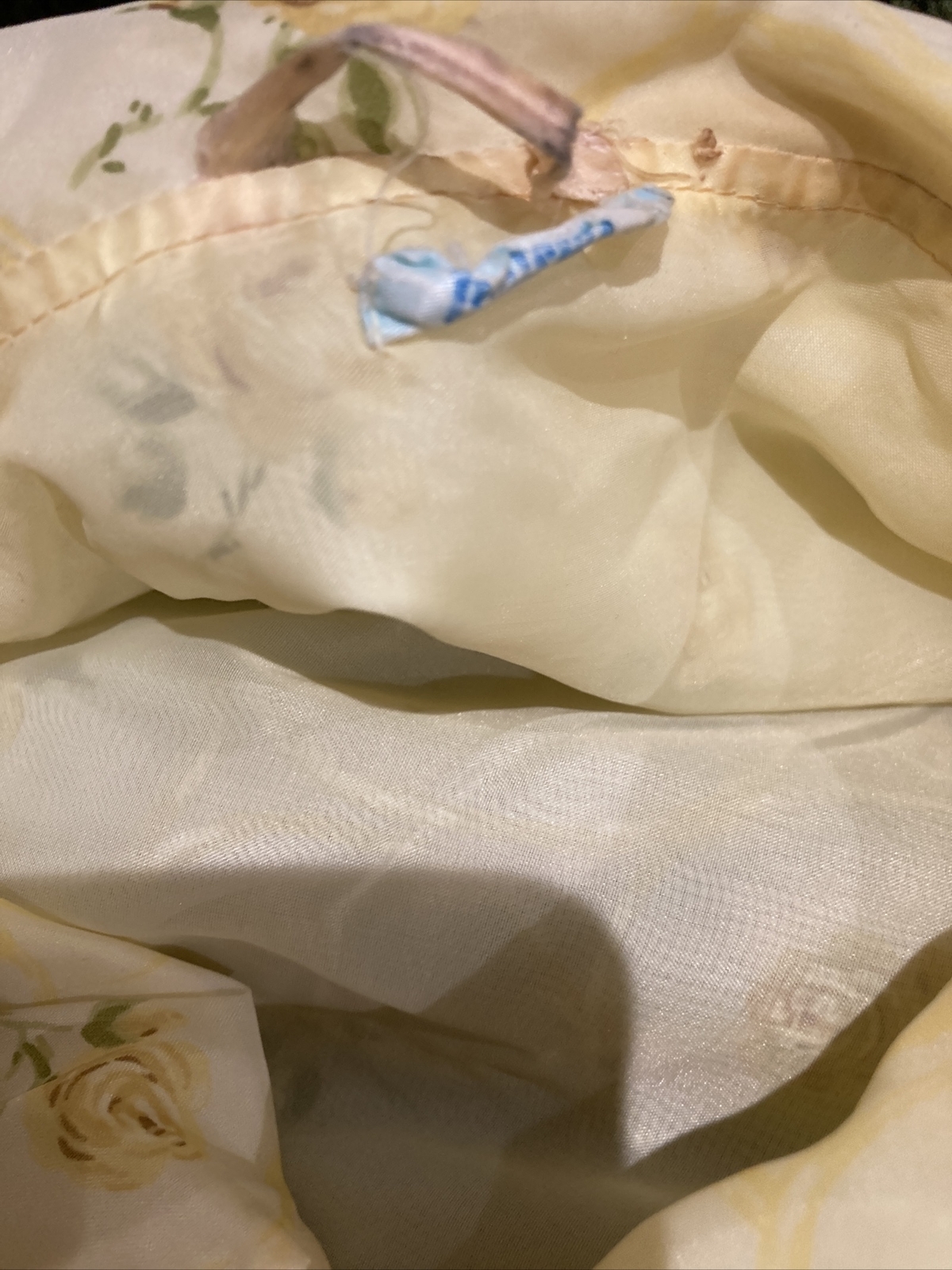 1960s/70s Nightgown/Negligee/Housecoat, Lemon Floral Print 8