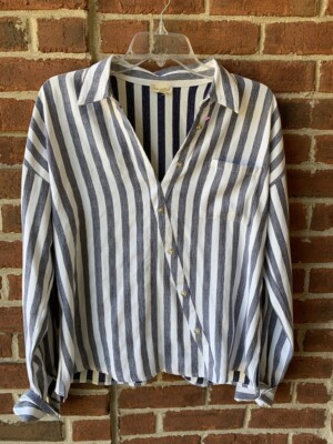Hem & Thread Women's Shirt Top Blue White Striped Collared Blouse Sz M #6744
