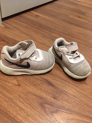 nike tanjun infant trainers