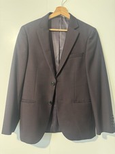 DKNY Men's Slim Fit Wool Blend Two-Piece Suit Burgundy