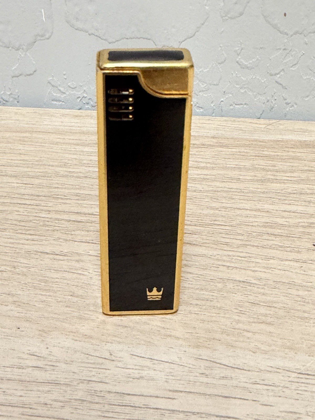 Vintage Corona i11 Royal Cruise Lighter 
