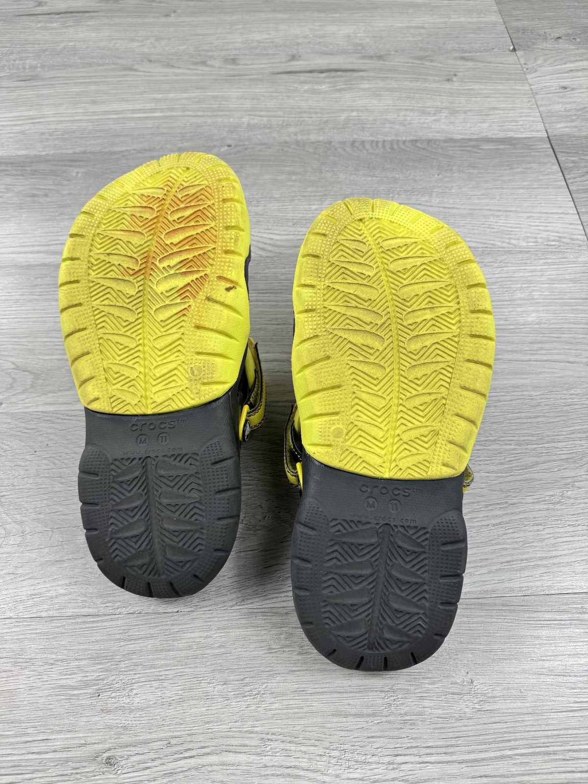 Crocs Swiftwater Clog Sport Water Shoes Sandel Black Yellow Strap Men’s 11