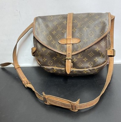 Louis Vuitton Monogram Saumur 30 Cross Shoulder Bag LV Handtasche