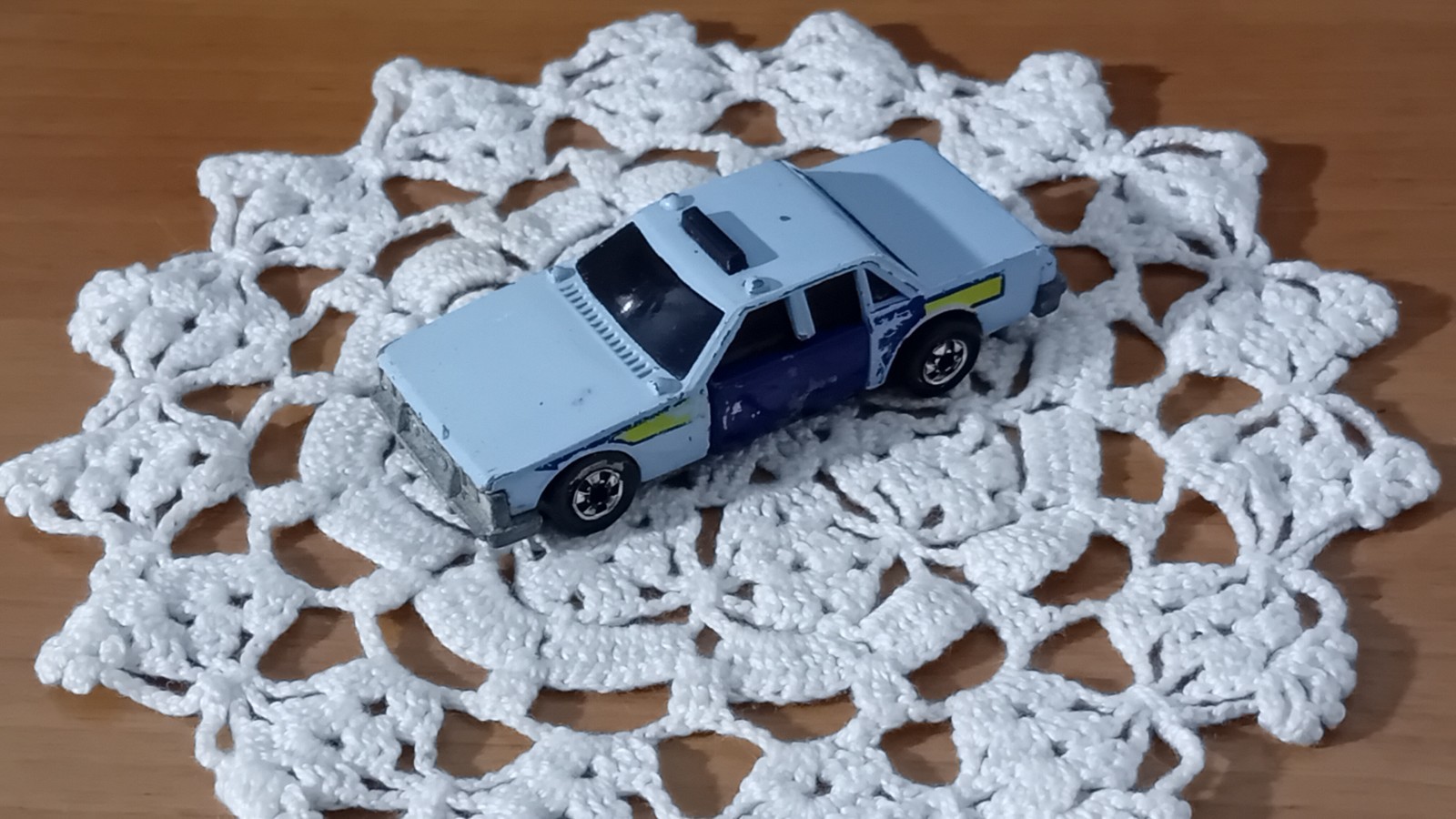 Hot Wheels Crack-Ups 1983: "State Police Car", Azzurra. Discreto Stato.
