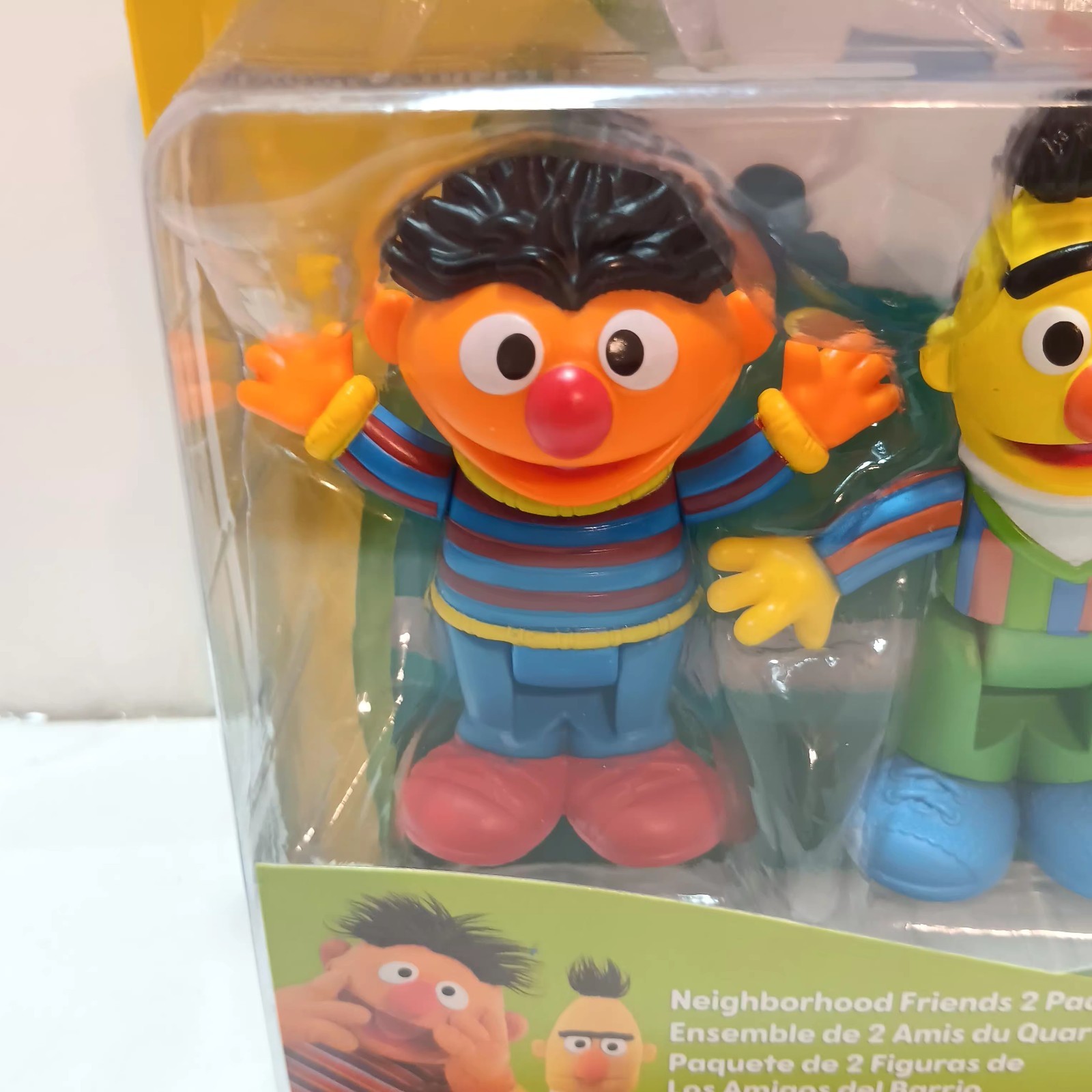 Sesame Street Neighborhood Friends 2 Pack Bert & Ernie Sealed Just Play