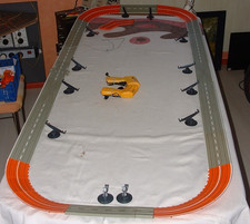 FALLER AMS Rennbahn High Speed Oval mit Steilkurven  2 Aufbaumöglichkeiten