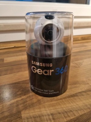 Samsung Gear 360 (SM-C200) 360° Grad Kamera Actioncam Panorama neuwertig in OVP!