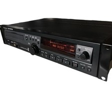TASCAM CD-RW700 Professional CD Rewritable Recorder Player Working With Remote
