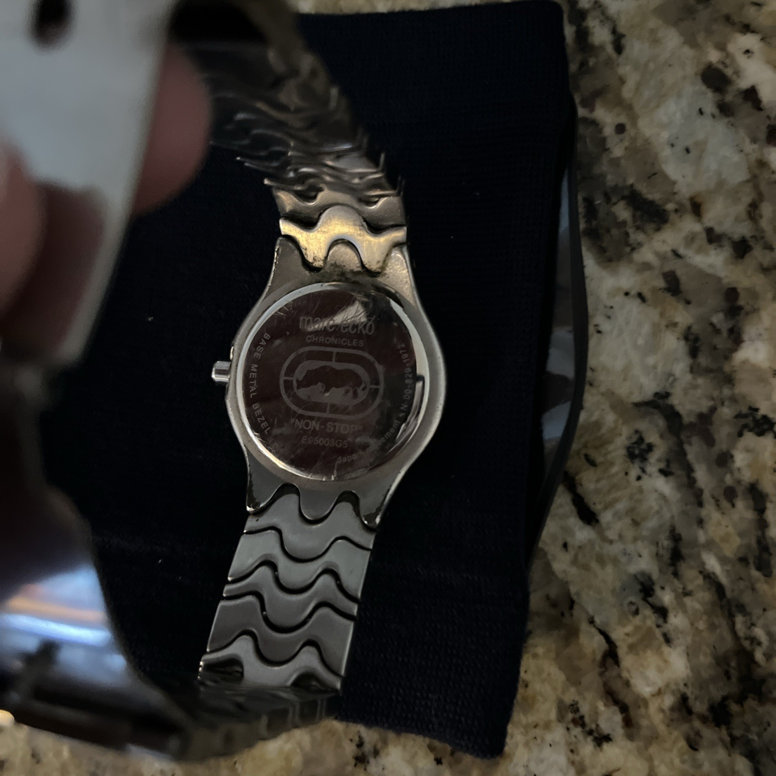 MARC ECKO Chronicles "NON-STOP" Multi Face Needs … - image 6