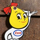 VINTAGE ESSO GASOLINE PORCELAIN 8" OIL DROP GIRL SERVICE STATION PUMP PLATE SIGN — photo 5