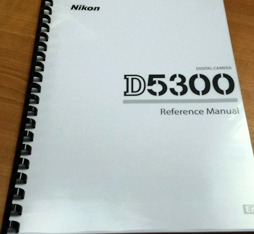 FOTOCAMERA DIGITALE NIKON SLR D5300 MANUALE STAMPATO MANUALE UTENTE 300 PAGINE A5