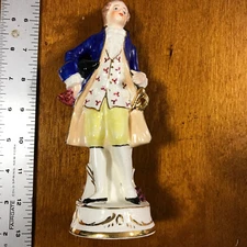 Vintage Coventry 5013A Handpainted Porcelain Figurine