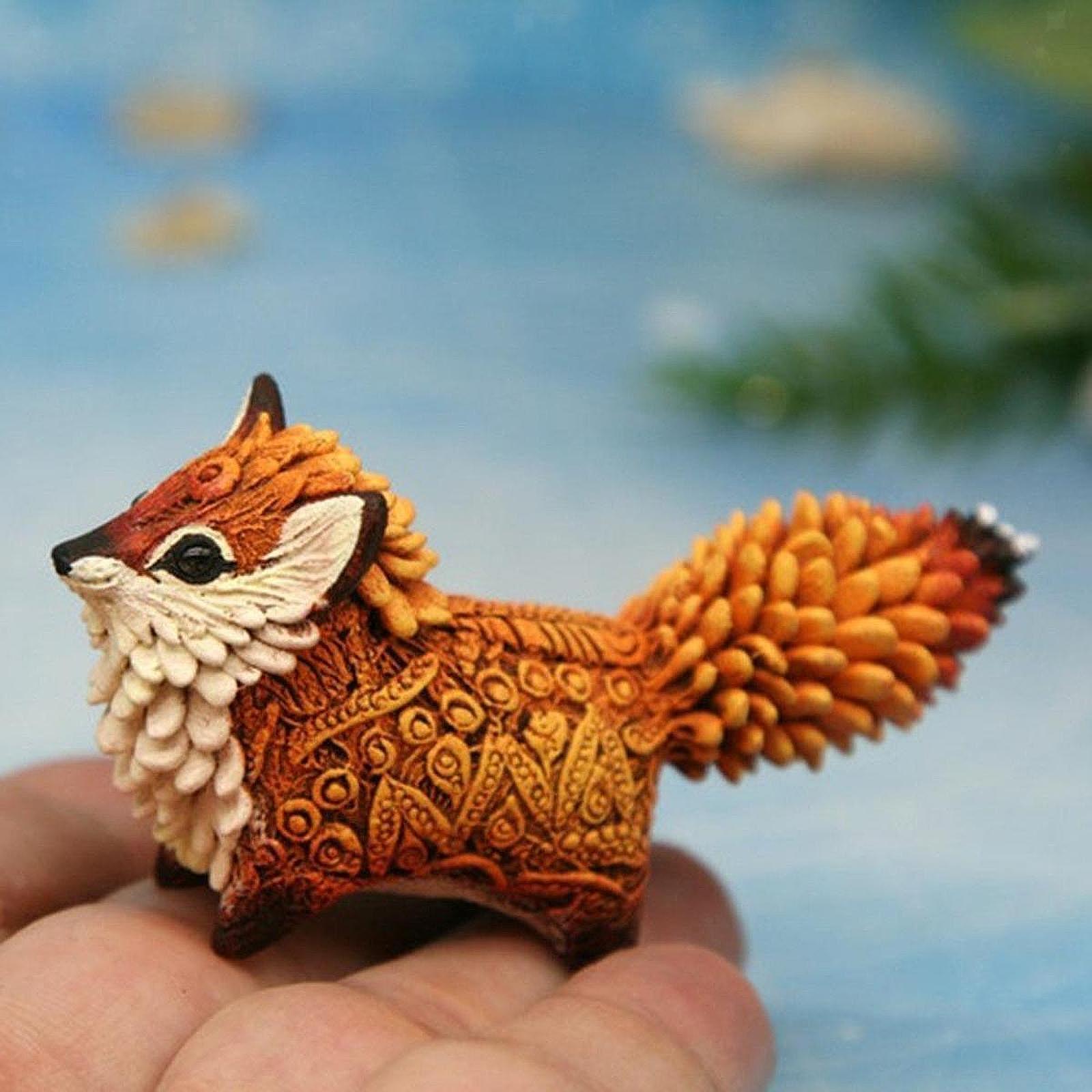 Foxes Statue Animal Sculpture for Desktop or Table Centerpiece Decoration